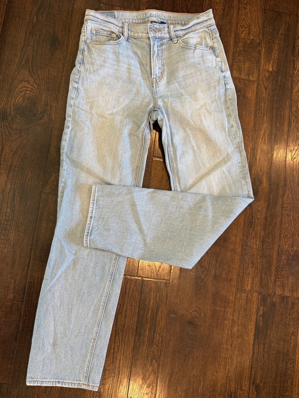 American Eagle Light Wash Straight Jeans